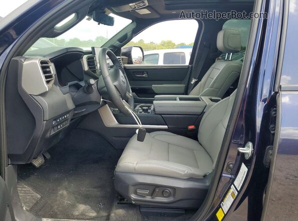 5TFWA5DB2TX357448 2026 TOYOTA TUNDRA Blue Widok wnętrza z przodu