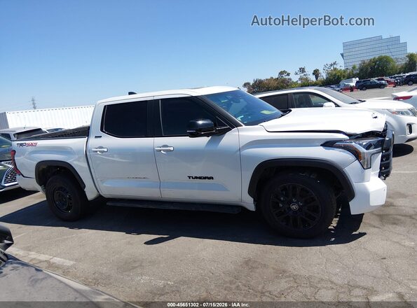 5TFWA5DB4SX328337 2025 TOYOTA TUNDRA White Սալոնի հետևի տեսք