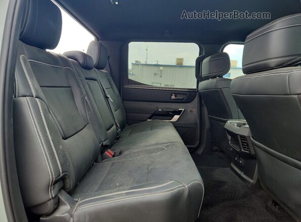 5TFWA5DB5TX341700 2026 TOYOTA TUNDRA Silver უკანა სავარძლების ხედი