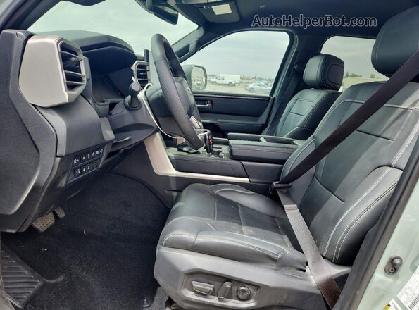 5TFWA5DB5TX341700 2026 TOYOTA TUNDRA Silver წინა სალონის ხედი