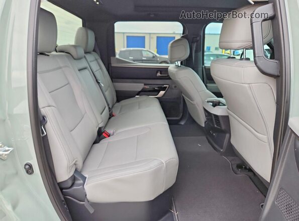5TFWA5DB9TX356474 2026 TOYOTA TUNDRA Turquoise Widok tylnych siedzeń