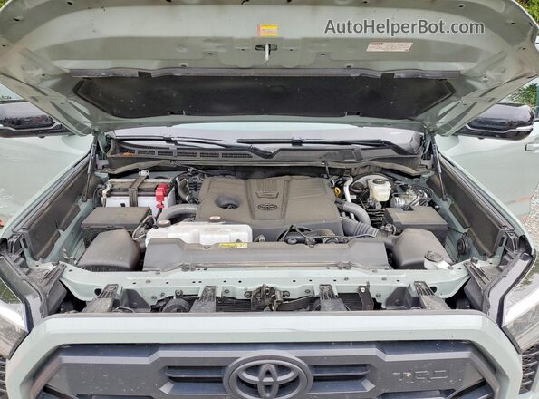 5TFWA5EC2SX046141 2025 TOYOTA TUNDRA Green Հետևի նստատեղերի տեսք