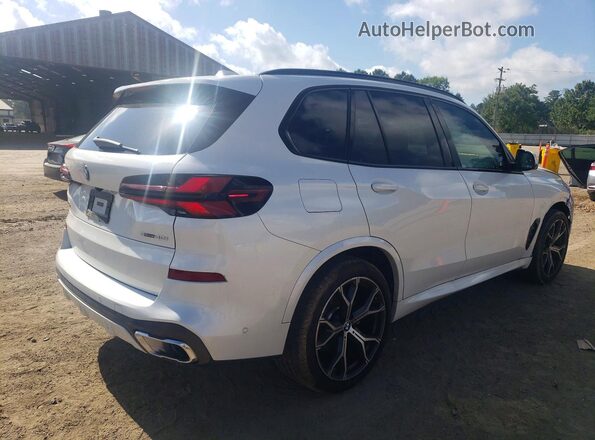 5UX13EU00R9T80712 2024 BMW X5 White Trasero derecho