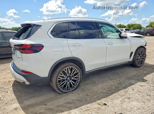 5UX13EU04R9W11580 2024 BMW X5 White Հետևի աջ