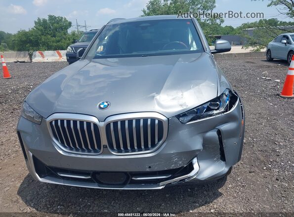 5UX13EU05R9U57011 2024 BMW X5 Серый Вид щитка приборов