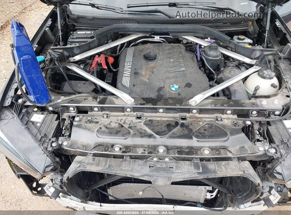 5UX13EU07T9052842 2026 BMW X5 Black Rear view