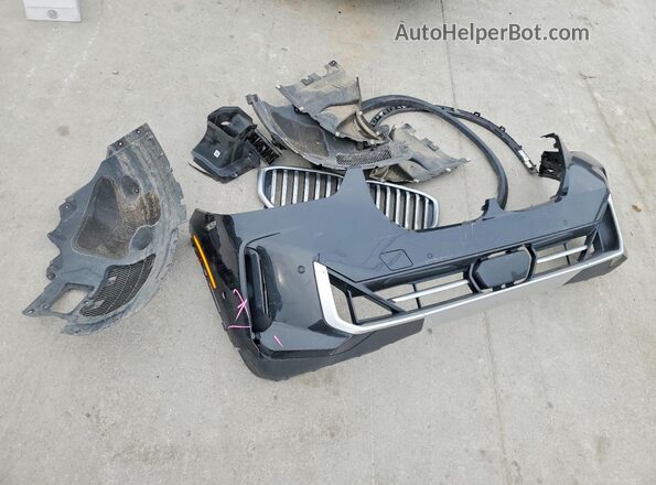 5UX13EU08R9U13987 2024 BMW X5 Black VIN կոդի պիտակի տեսք