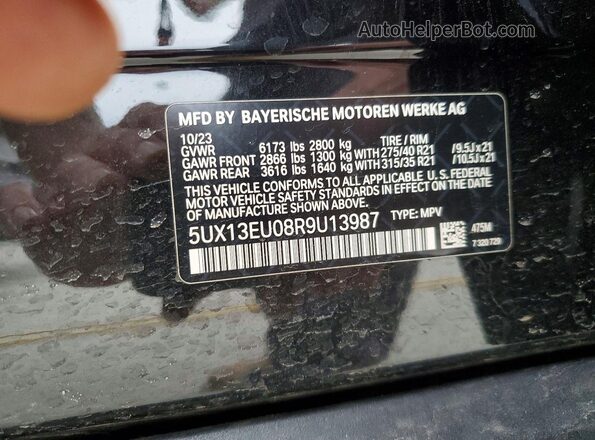 5UX13EU08R9U13987 2024 BMW X5 Black Սալոնի 360 աստիճան տեսք