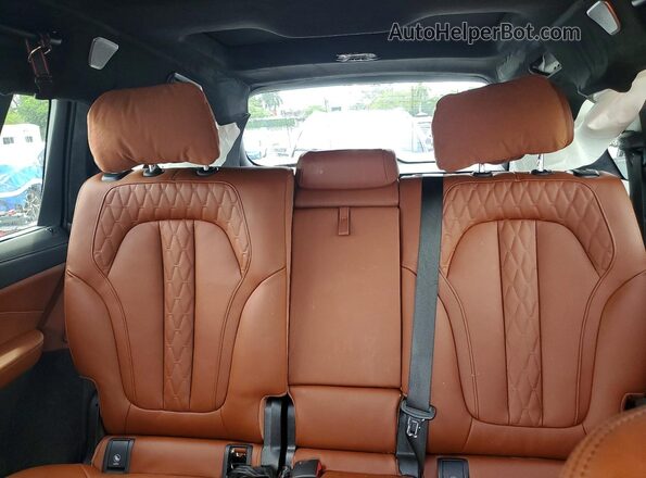 5UX23EM00T9130964 2026 BMW X7 Серый Вид задних сидений