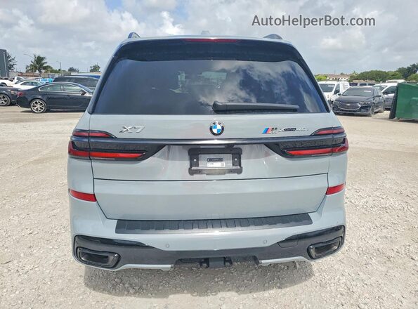 5UX23EM00T9130964 2026 BMW X7 Серый Вид сзади