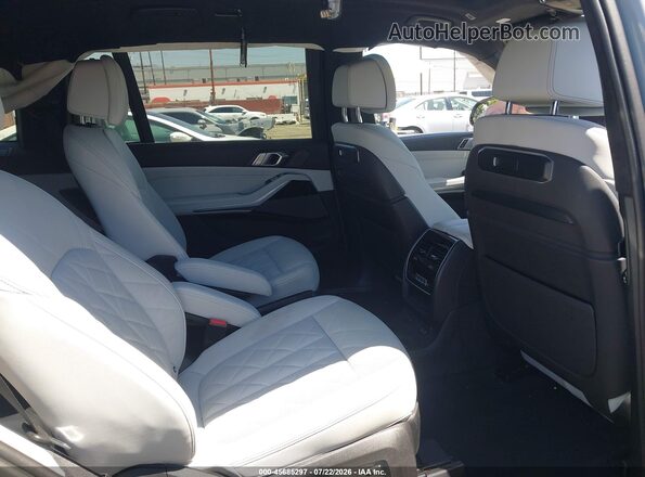 5UX23EM01R9S97181 2024 BMW X7 Gray Вид наклейки з VIN-кодом
