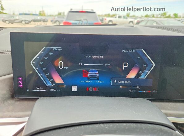 5UX23EM01S9Z89639 2025 BMW X7 Серебряный Вид щитка приборов