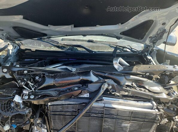 5UX23EM02T9328509 2026 BMW X7 Gray Вид підкапотного простору