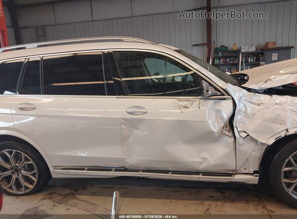 5UX23EM03P9R65527 2023 BMW X7 Белый Вид задней части салона