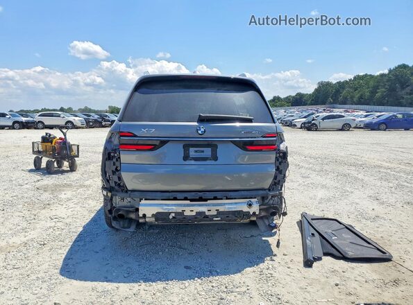 5UX23EM03R9V72744 2024 BMW X7 Silver Rear view