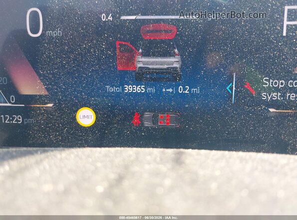 5UX23EM04R9W04519 2024 BMW X7 Белый Вид задних сидений