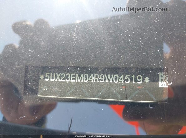 5UX23EM04R9W04519 2024 BMW X7 Белый 