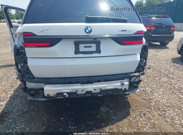5UX23EM04R9W04519 2024 BMW X7 Белый 