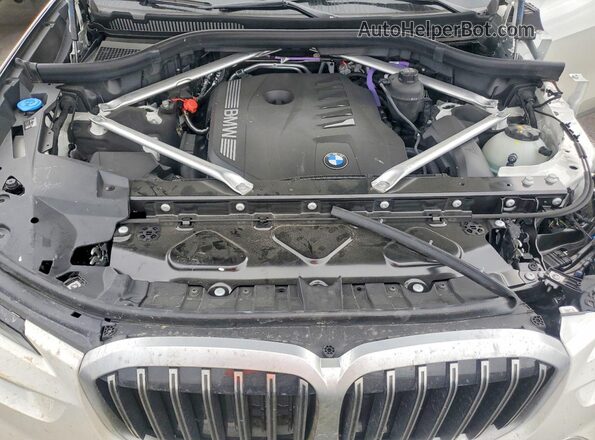 5UX23EM04V9428758 2027 BMW X7 Белый Вид задней части салона