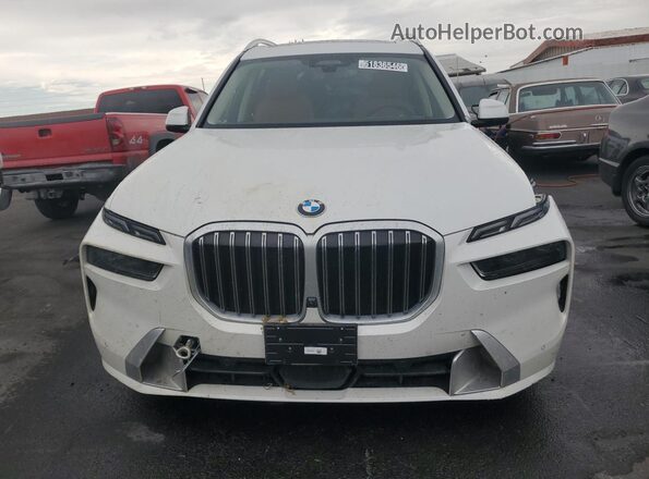 5UX23EM04V9428758 2027 BMW X7 Белый 
