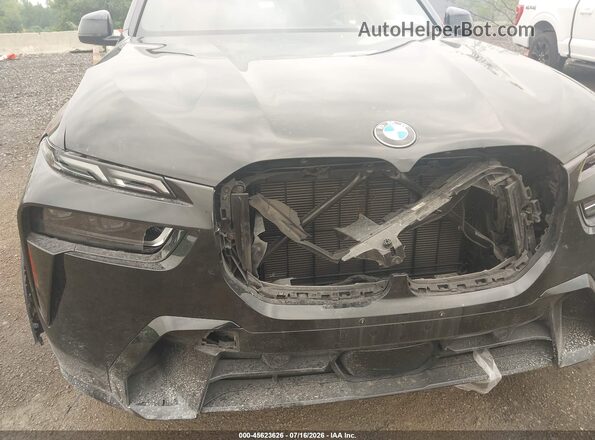 5UX23EM05S9X70280 2025 BMW X7 Black Widok z przodu