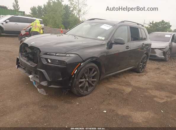 5UX23EM05S9X70280 2025 BMW X7 Black Przód lewy