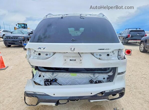 5UX23EM06P9P83739 2023 BMW X7 Белый Вид сзади