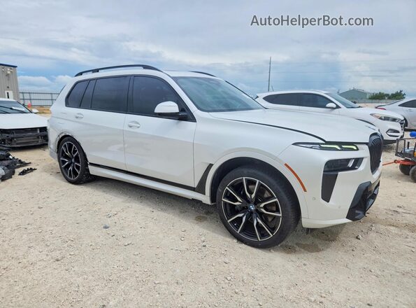 5UX23EM06P9P83739 2023 BMW X7 Белый Передняя правая четверть