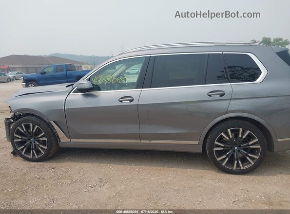 5UX23EM07P9P43931 2023 BMW X7 Серый Панорамный вид салона 360°