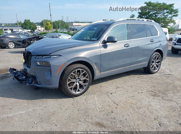 5UX23EM07T9260336 2026 BMW X7 Gray Przód lewy