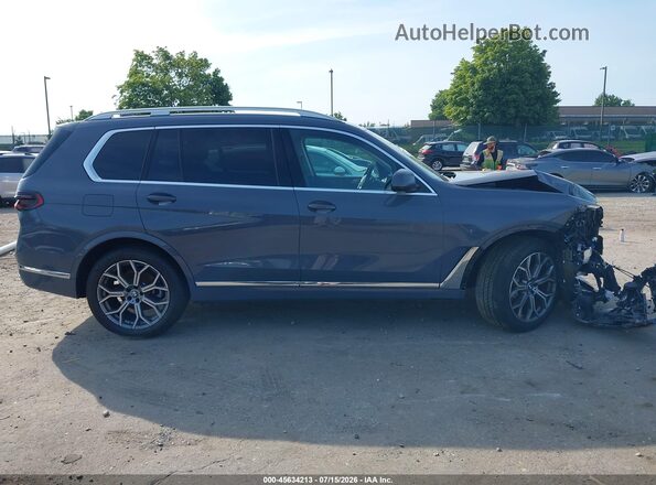 5UX23EM07T9260336 2026 BMW X7 Gray Widok zestawu wskaźników