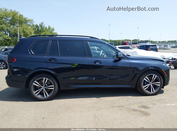 5UX23EM09P9S07126 2023 BMW X7 Black Вид задньої частини салону