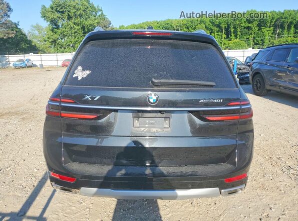 5UX23EM09R9V13245 2024 BMW X7 Black Widok z tyłu