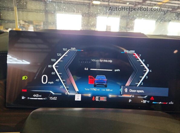 5UX23EM09S9008392 2025 BMW X7 Blue Սարքավորումների վահանակի տեսք