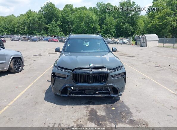 5UX23EM09S9Y92138 2025 BMW X7 Gray Instrument cluster view