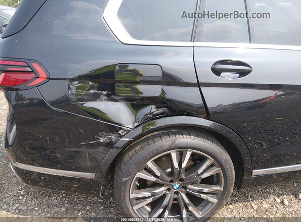 5UX23EM0XR9V60770 2024 BMW X7 Black Вид спереду
