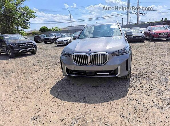 5UX23EU00T9364487 2026 BMW X5 Silver Դիմացի տեսք