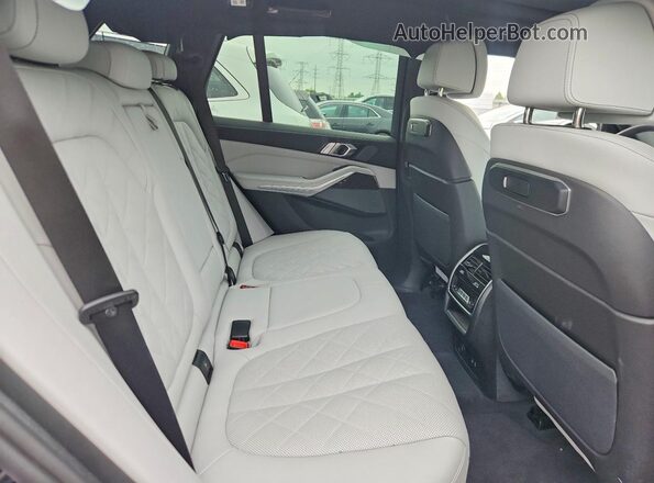 5UX23EU01S9Z30588 2025 BMW X5 Black Вид задніх сидінь