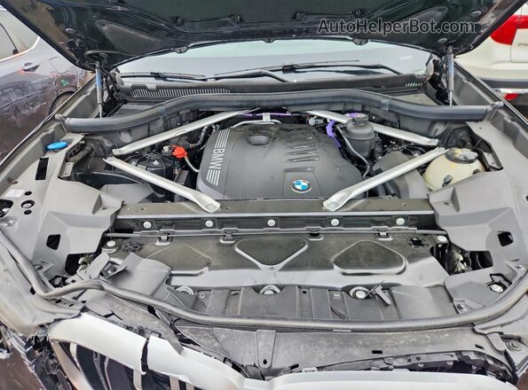 5UX23EU01S9Z30588 2025 BMW X5 Black Вид задньої частини салону
