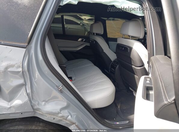 5UX23EU02R9V82164 2024 BMW X5 Blue Widok naklejki z numerem VIN