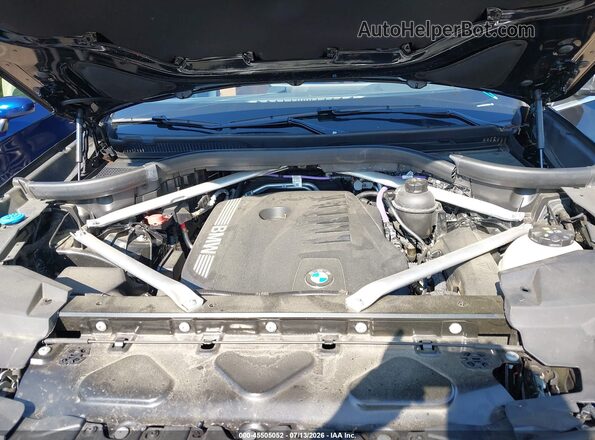 5UX23EU02S9W44605 2025 BMW X5 Black უკანა ხედი