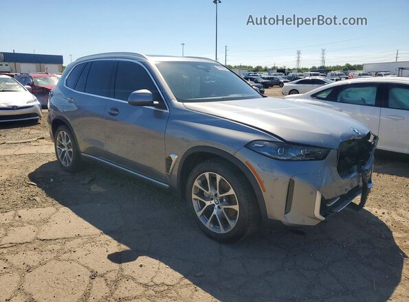 5UX23EU05R9V22900 2024 BMW X5 Серебряный Передняя правая четверть