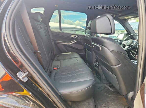 5UX23EU05S9Z30013 2025 BMW X5 Black Rear interior view