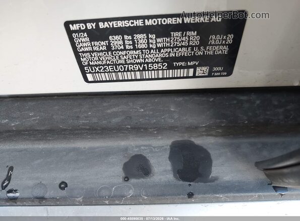 5UX23EU07R9V15852 2024 BMW X5 White Widok komory silnika