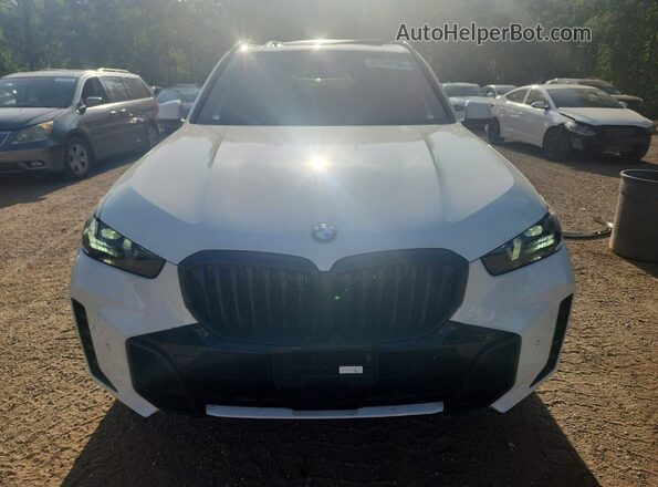 5UX23EU08R9T16521 2024 BMW X5 White წინა ხედი