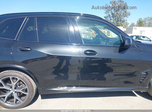 5UX23EU08R9T72510 2024 BMW X5 Black სალონის 360-გრადუსიანი ხედი