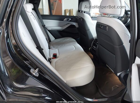 5UX23EU08S9W58119 2025 BMW X5 Black VIN sticker view