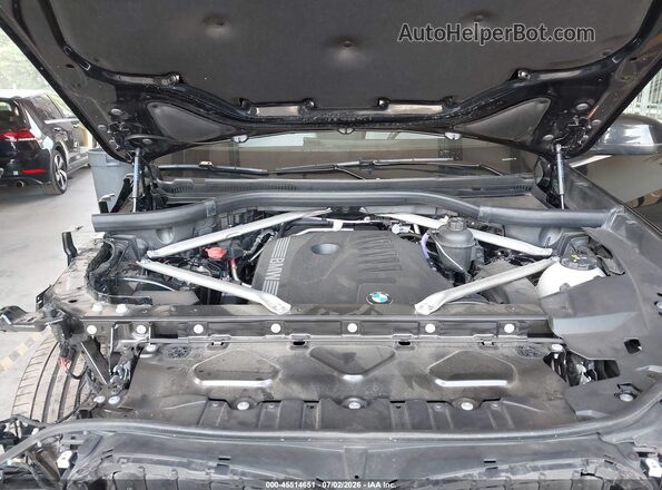 5UX23EU08S9W58119 2025 BMW X5 Black Rear view