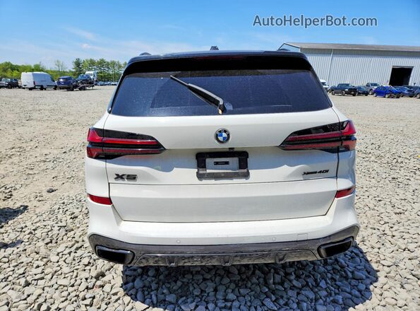 5UX23EU09R9V22883 2024 BMW X5 White Rear view