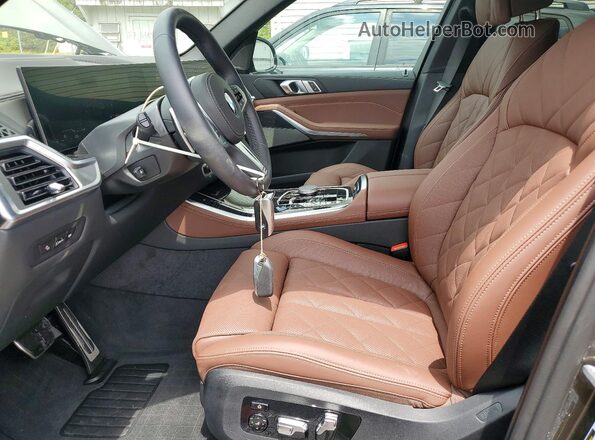 5UX23EU09T9417736 2026 BMW X5 Green Սալոնի դիմացի տեսք